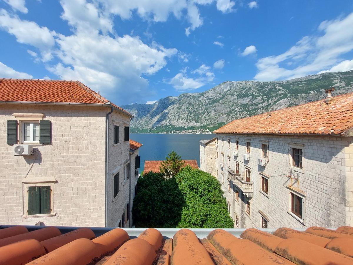 Apartments Jelena Kotor Exteriör bild