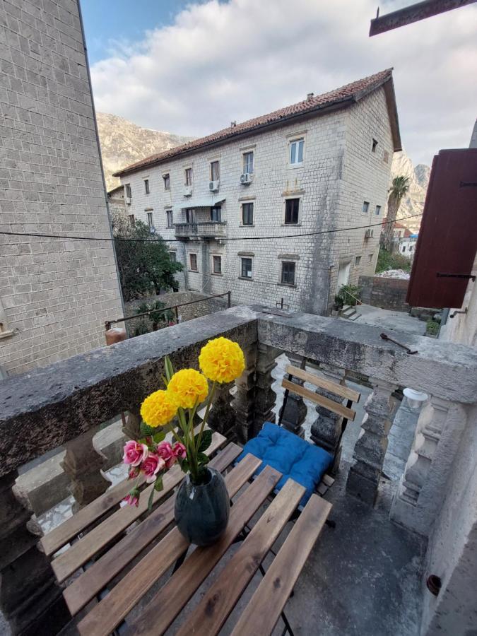 Apartments Jelena Kotor Exteriör bild
