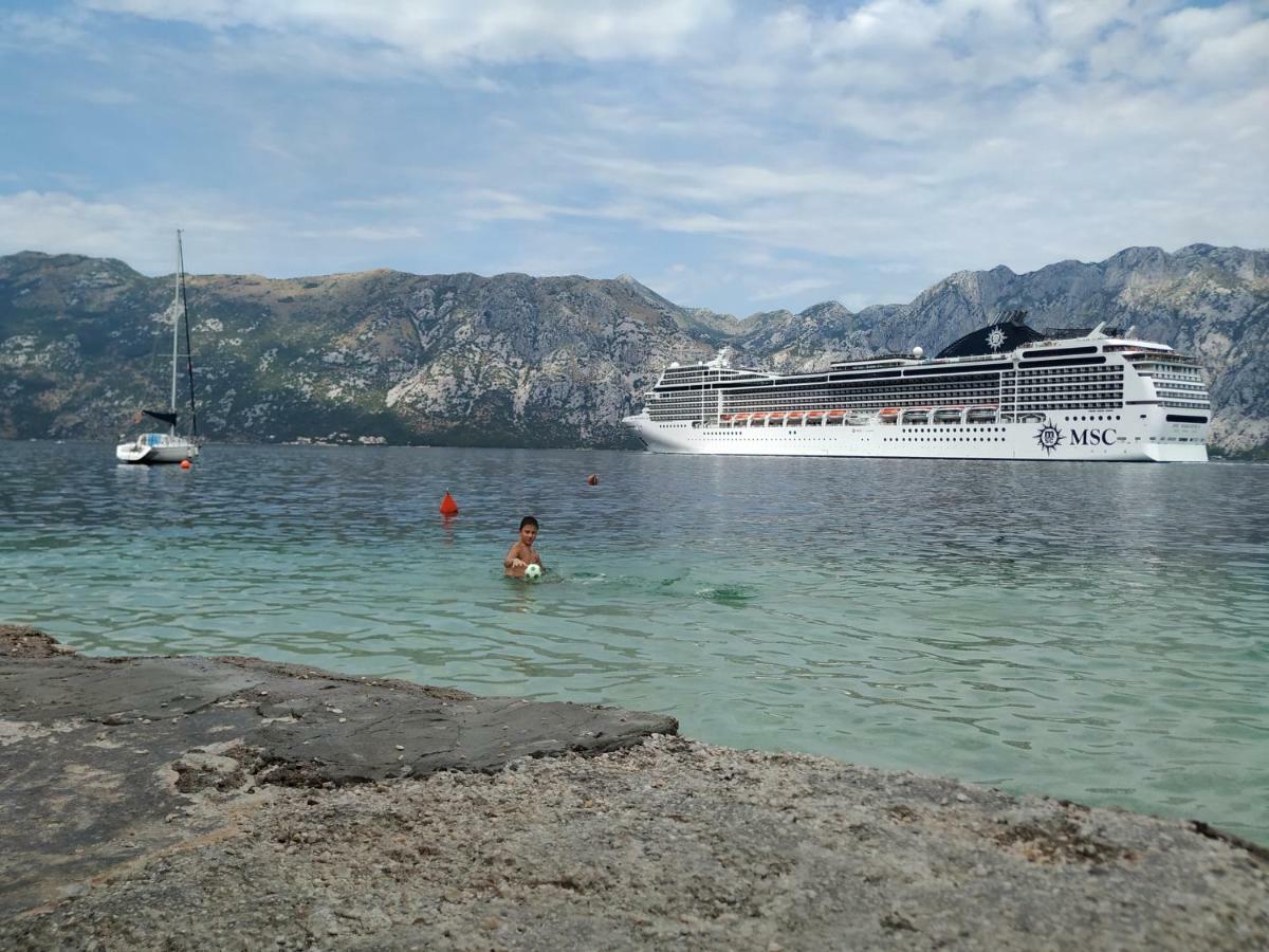 Apartments Jelena Kotor Exteriör bild
